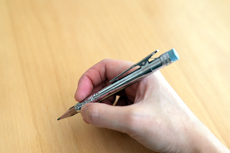 夾式鉛筆輔助軸