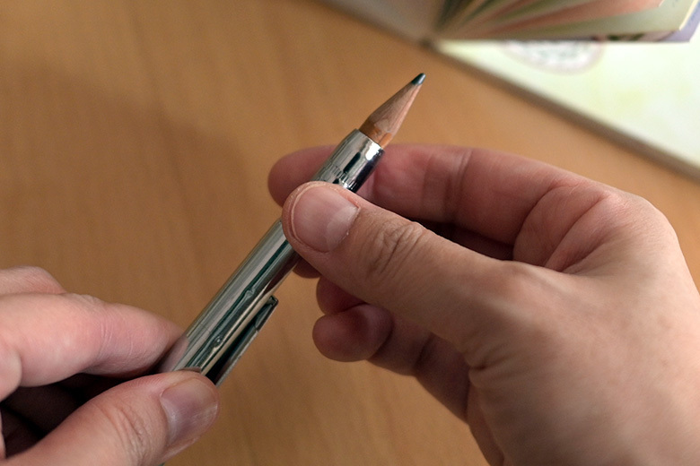 夾式鉛筆輔助軸