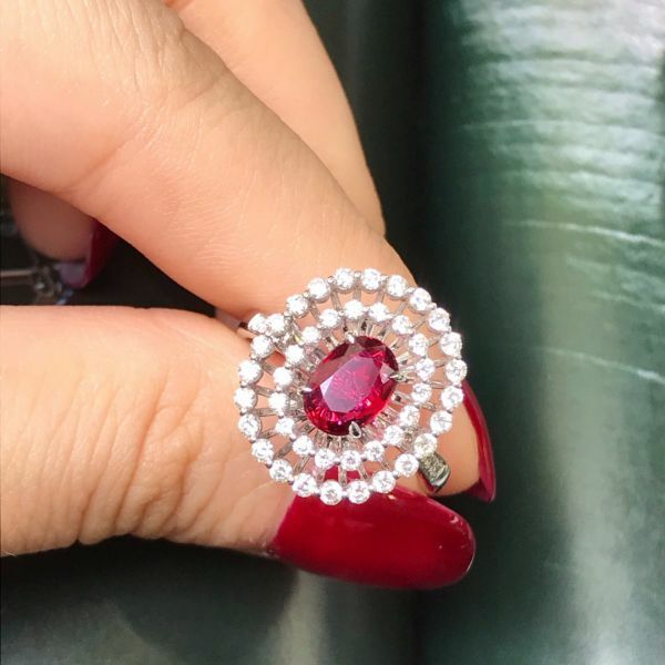 1.08ct 18K無燒鴿血紅戒指