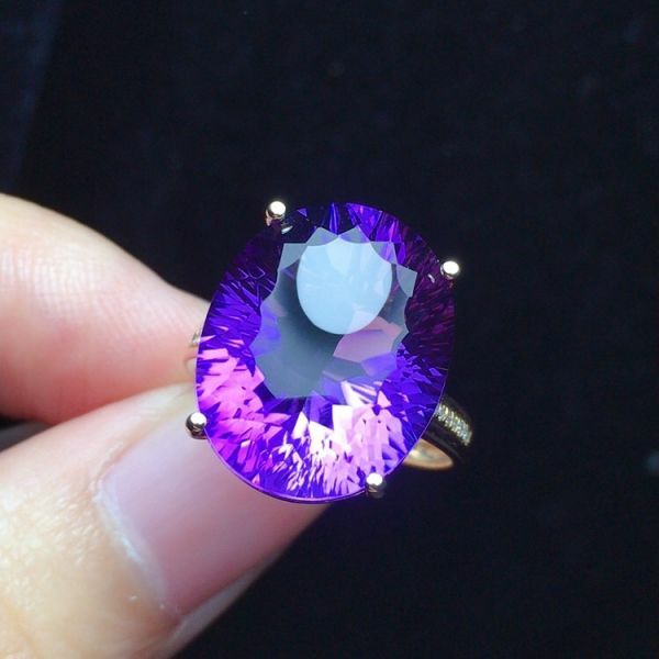 18k真金真鑽 天然紫水晶戒指 送證書