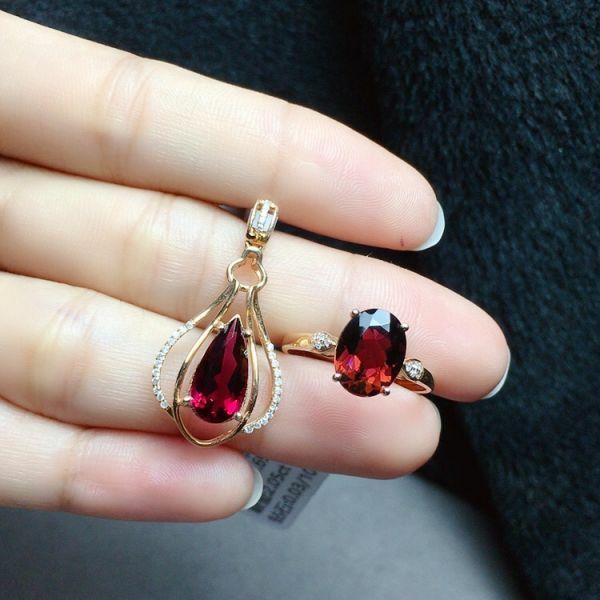 18k真金真鑽 天然碧璽套組 送證書