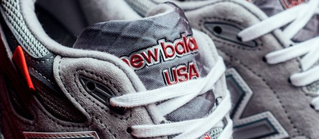作為美國製鞋的代表，NB 990 系列鞋款以其極高的品質和精湛的做工贏得了廣泛的讚譽。