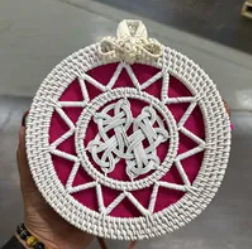 [S] SHELTERCAST SC22-2-20-222-008 RATTAN BAG WITH BROWN FAUX LEATHER STRAP DARK PINK TASSEL,WHITE (FINAL SALE), 810128850339 (SZZ248)