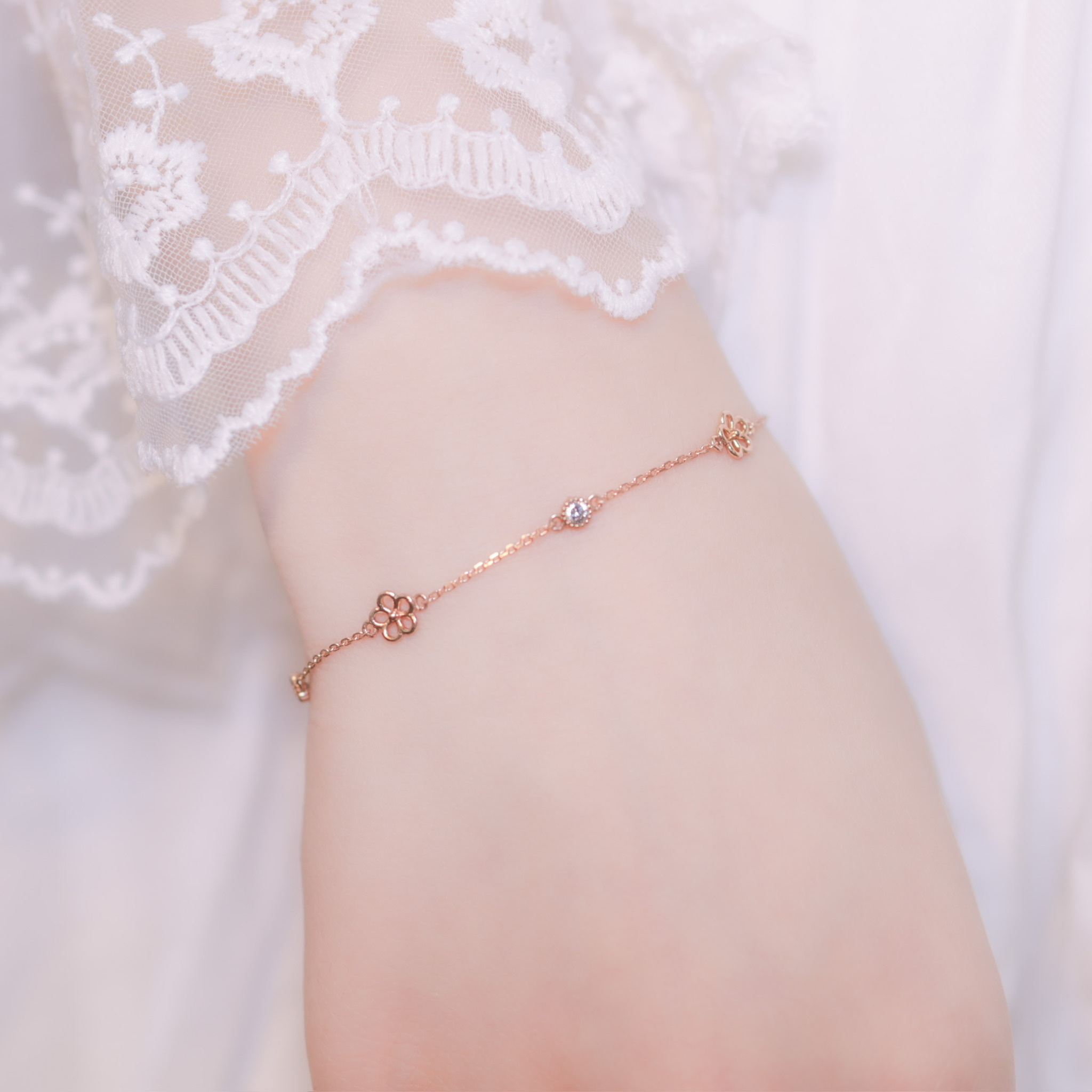 | 925純銀・ 厚鍍玫瑰金 | 隨風小花手鏈 | BR0391 |