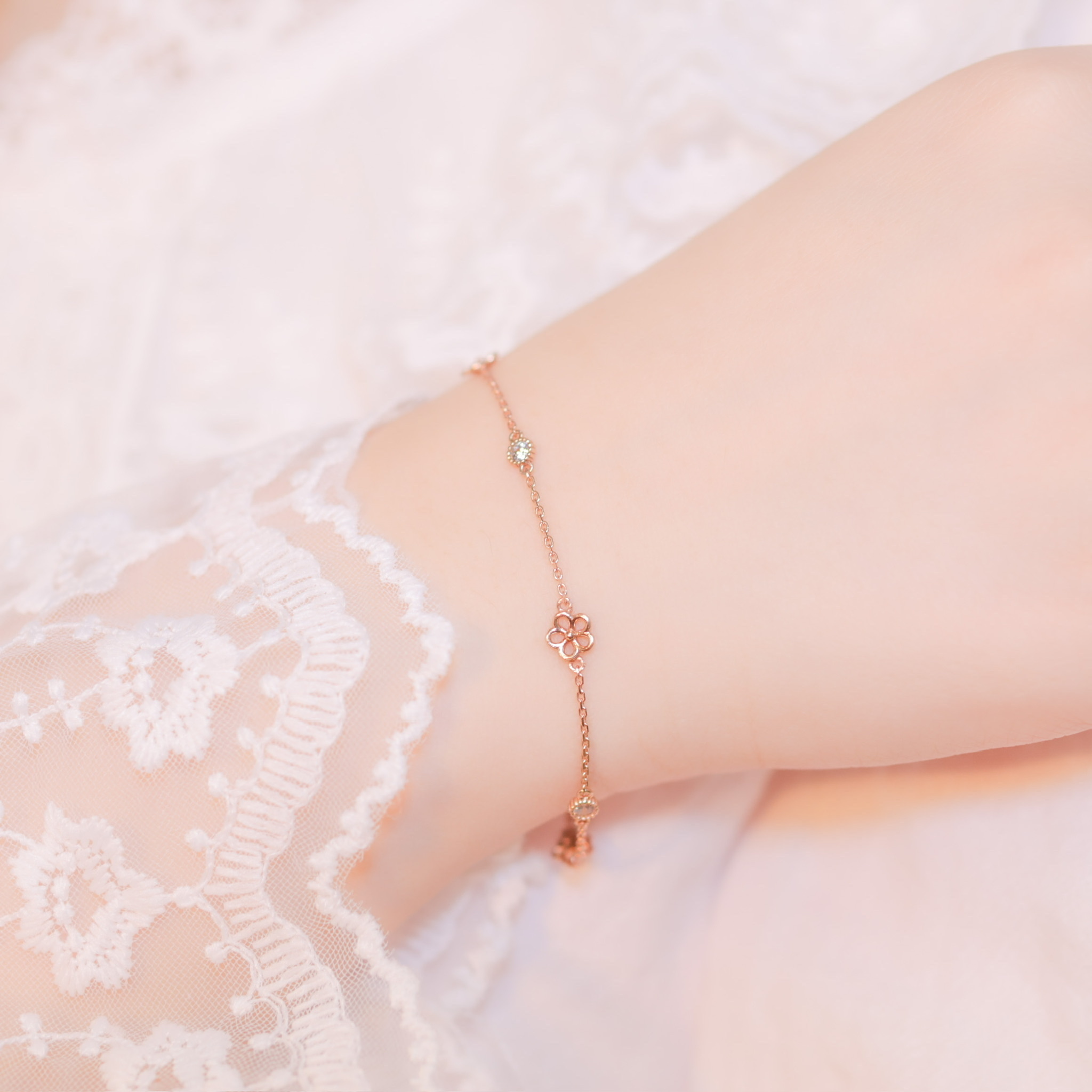 | 925純銀・ 厚鍍玫瑰金 | 隨風小花手鏈 | BR0391 |