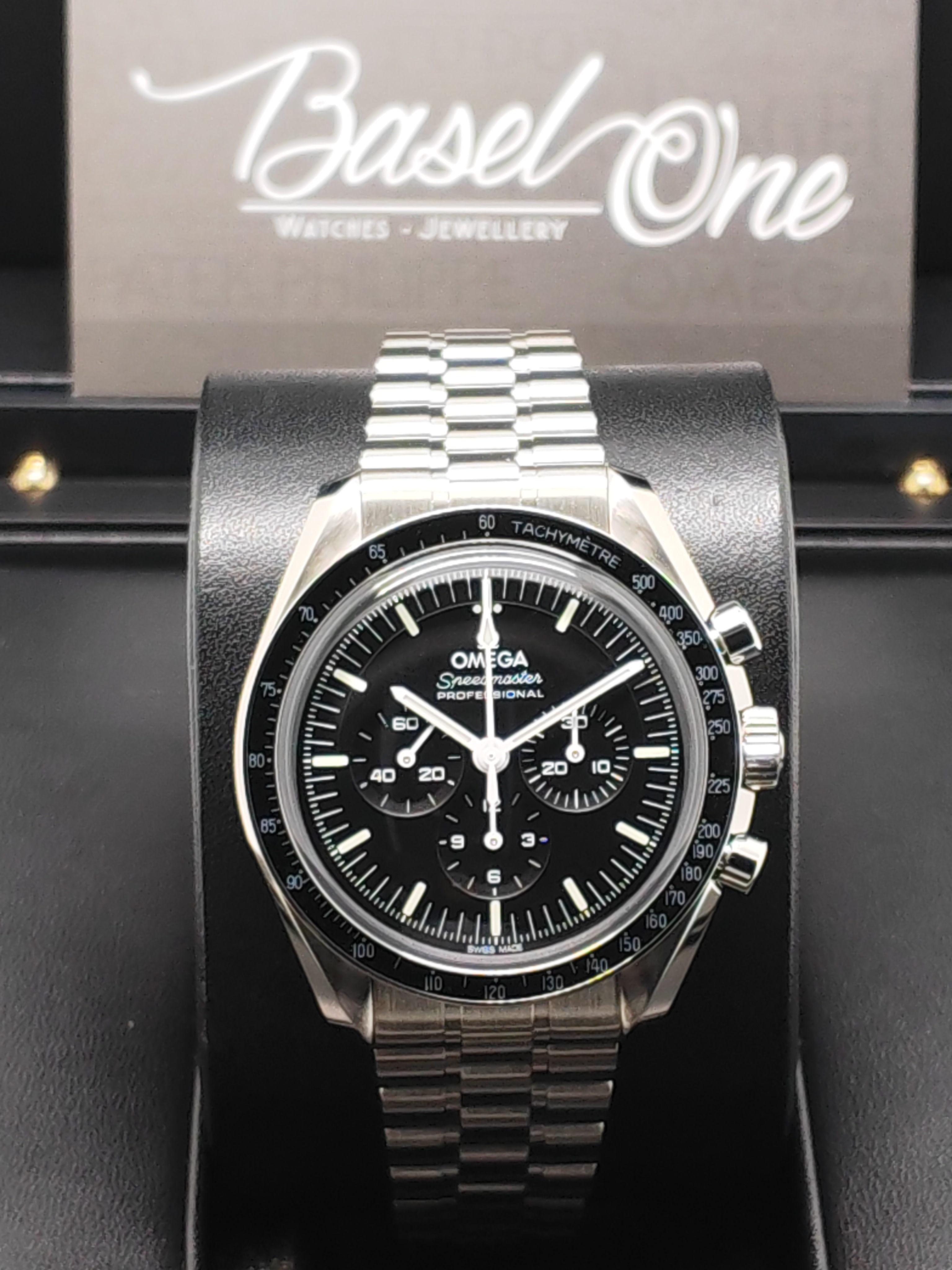 BRAND NEW OMEGA SPEEDMASTER 310.30.42.50.01.001   31030425001001  MOONWATCH PROFESSIONAL CO‑AXIAL MASTER CHRONOMETER CHRONOGRAPH 42 MM