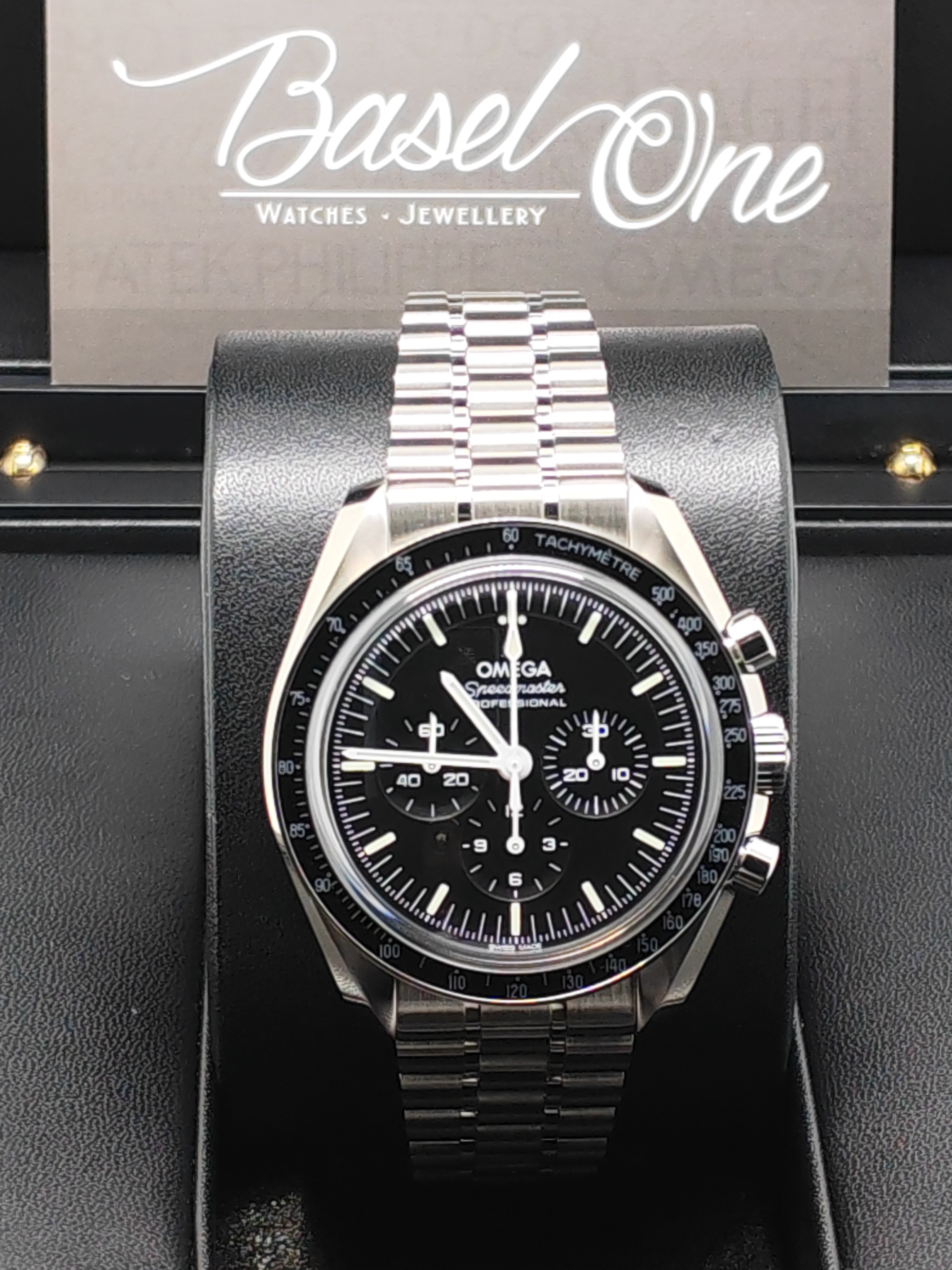 BRAND NEW OMEGA SPEEDMASTER 310.30.42.50.01.002 31030425001002 MOONWATCH PROFESSIONAL CO‑AXIAL MASTER CHRONOMETER CHRONOGRAPH 42 MM