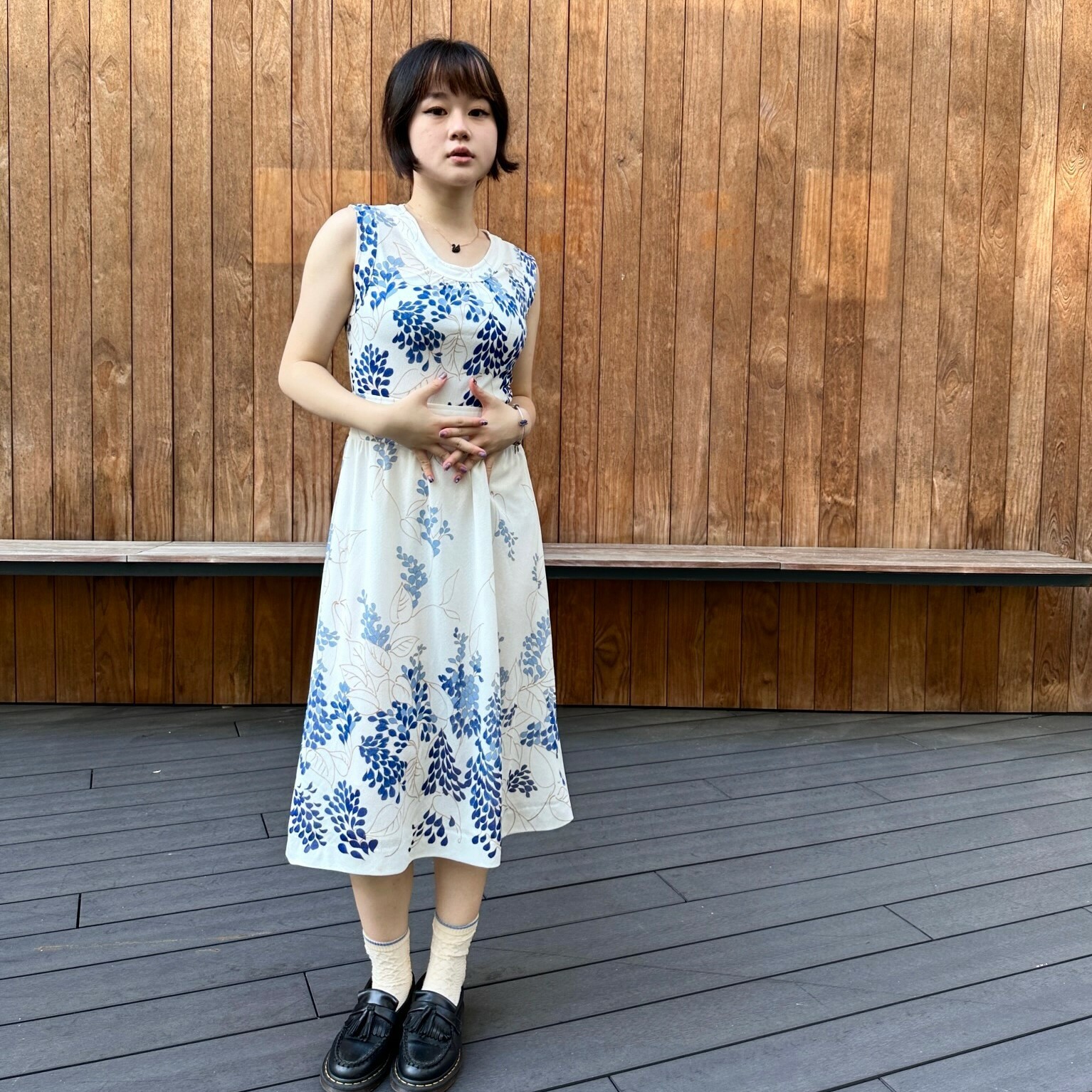 Saint Joie白色配藍色細葉圖案背心連身裙