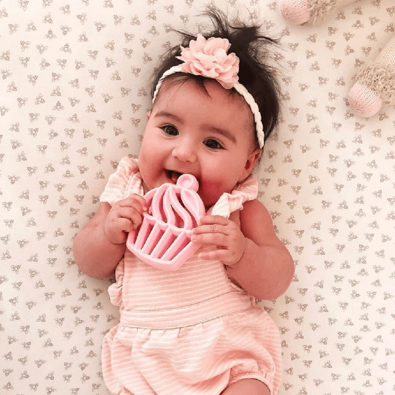 Itzy Ritzy 造型矽膠固齒器-杯子蛋糕