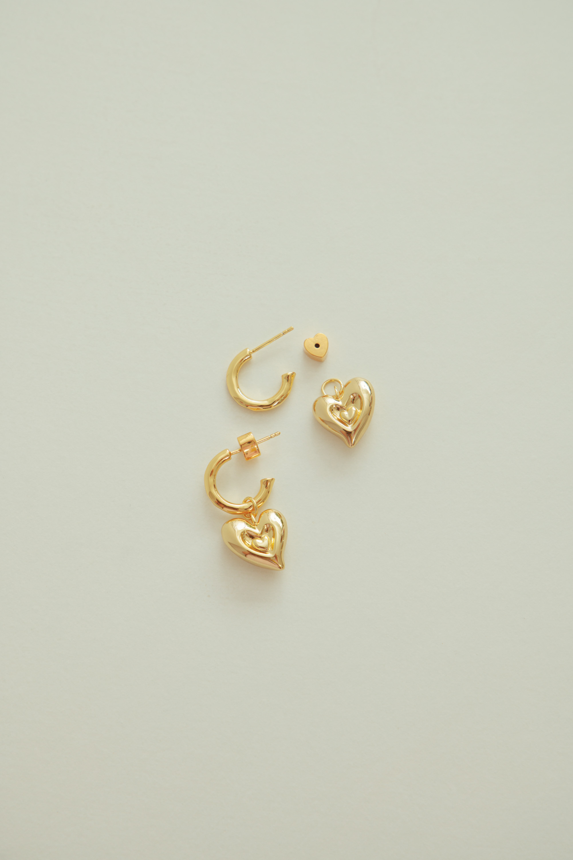 雙面愛心C圈耳環（金色）