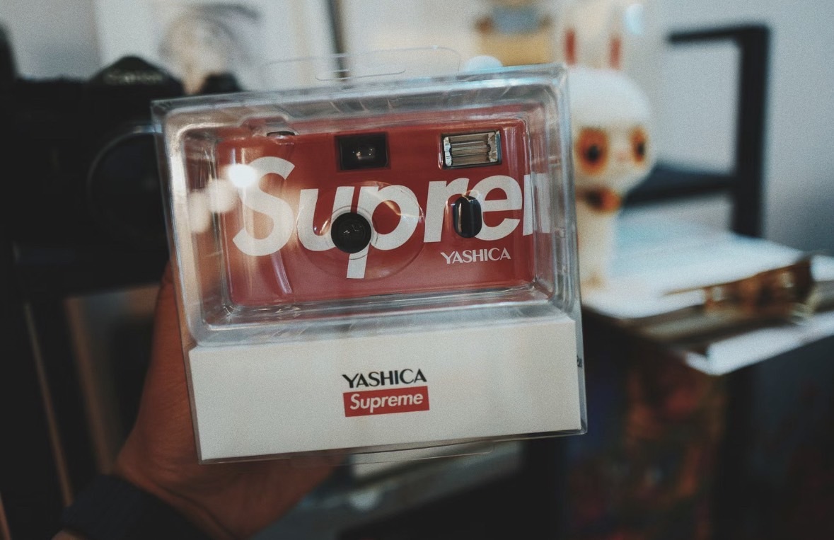 誕生日プレゼント シュプリーム SUPREME カメラ Yashica☆MF-1 x