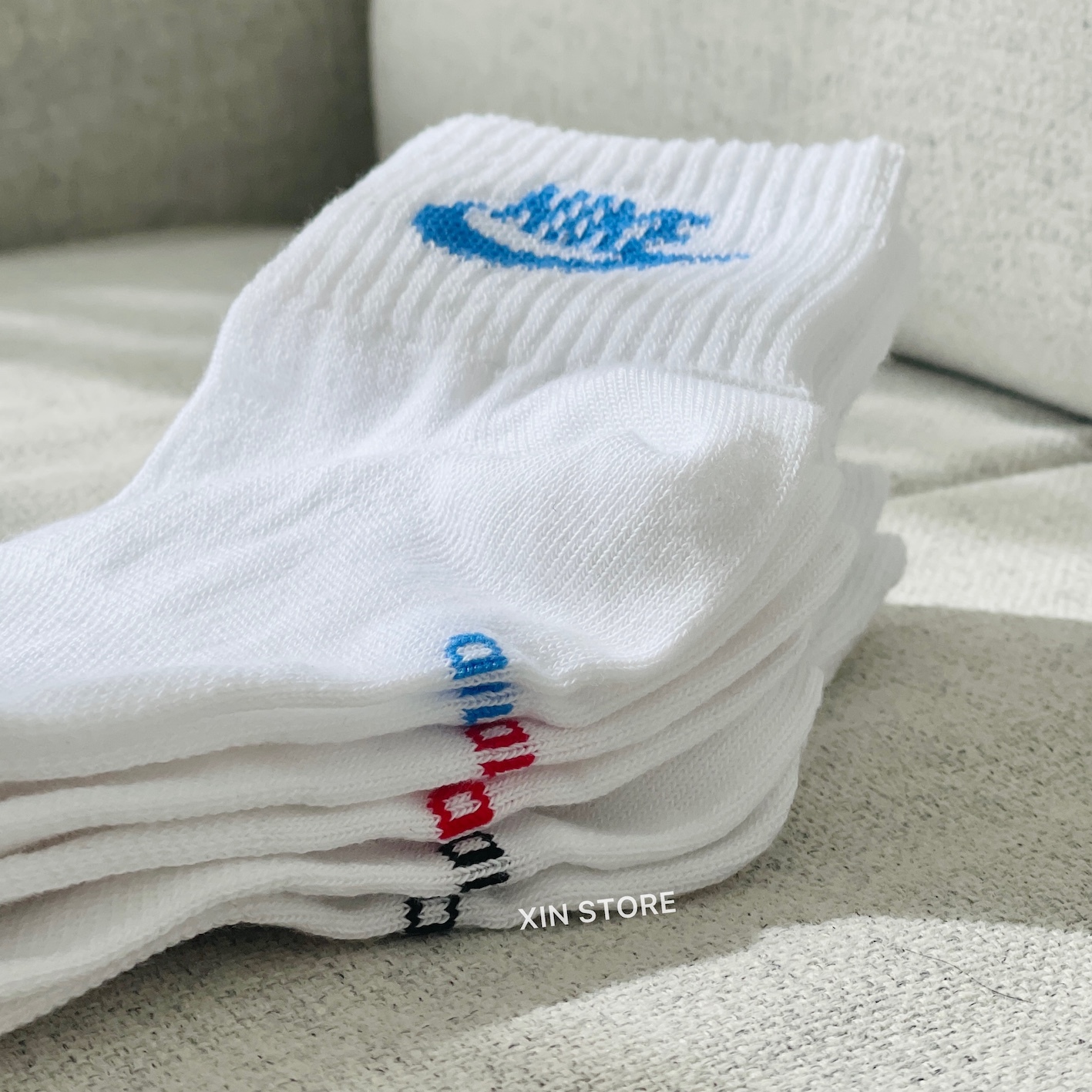 【現貨】Nike Everyday Essential Logo Socks 字勾 襪子 中筒襪 三雙一組