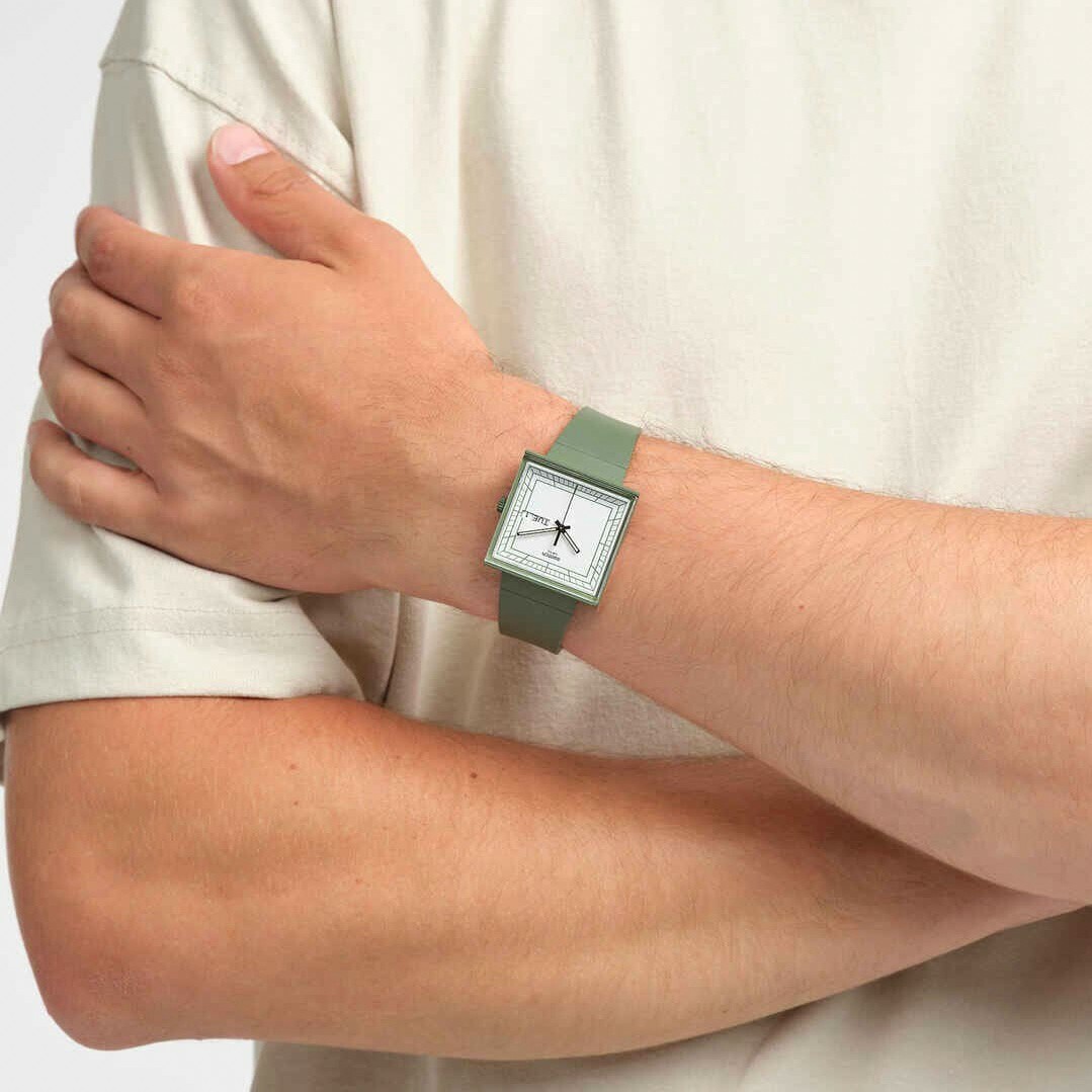 【Swatch】BIOCEWAMIC WHAT IF? SO34G700 32mm 現代鐘錶