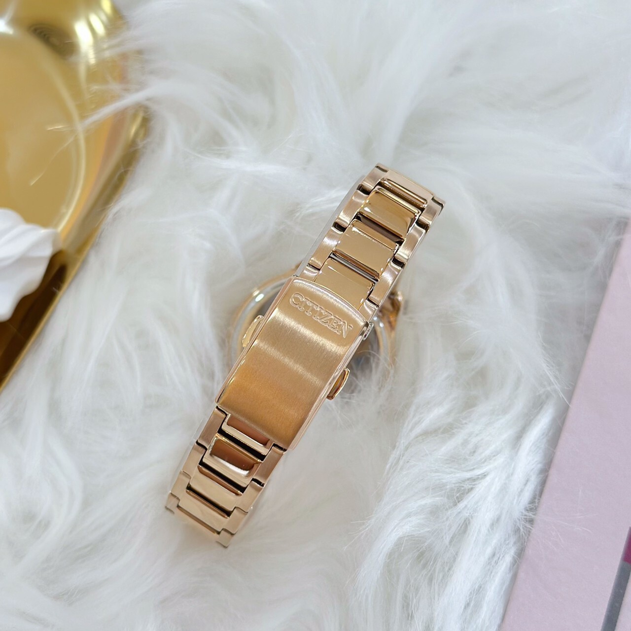 【CITIZEN 星辰】LADY'S系列 光動能 經典大三針腕錶 EM0418-81X 34mm 現代鐘錶