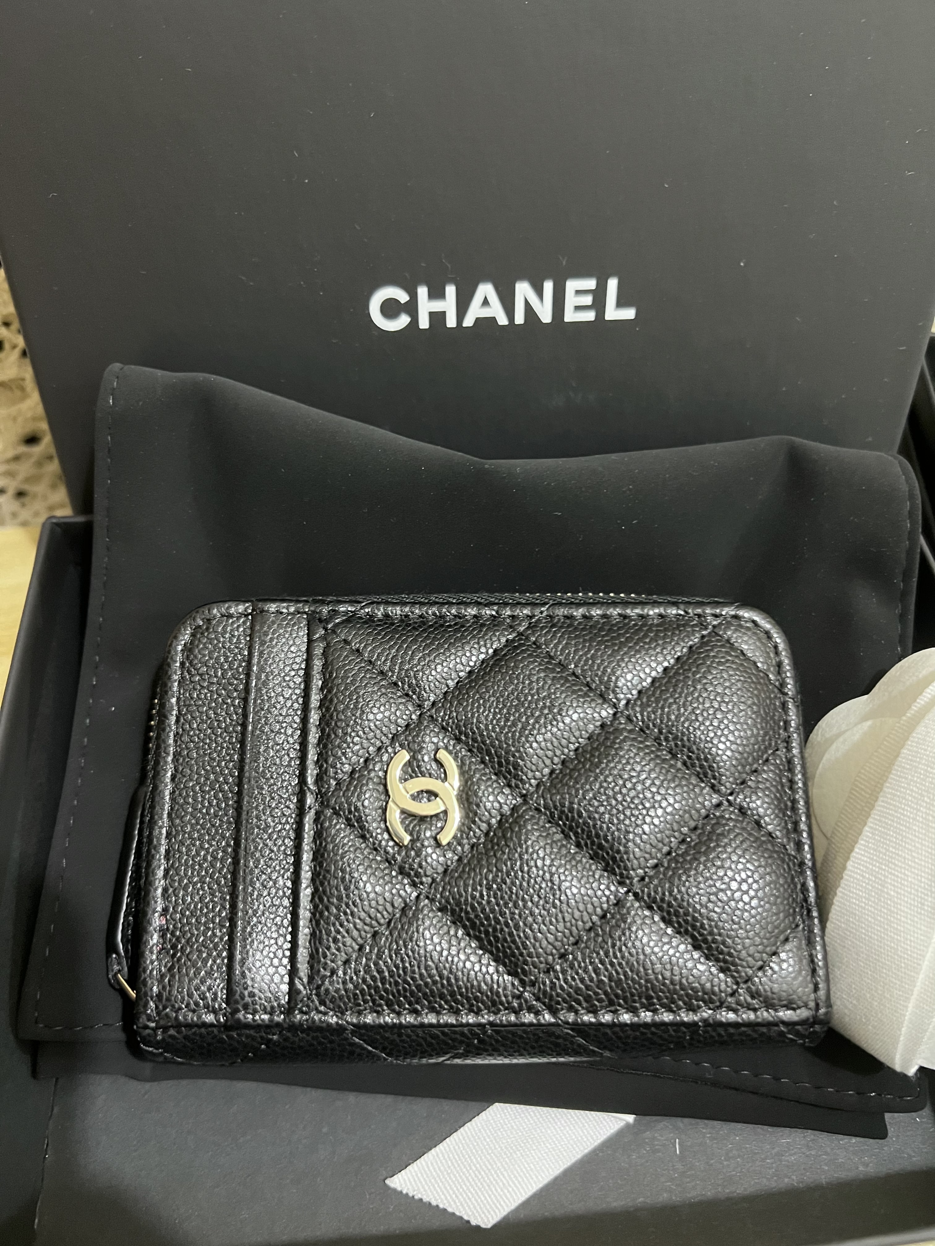 *Unused* Chanel Zipped Wallet / Card Holder (Black Caviar/ Champagne Gold)
