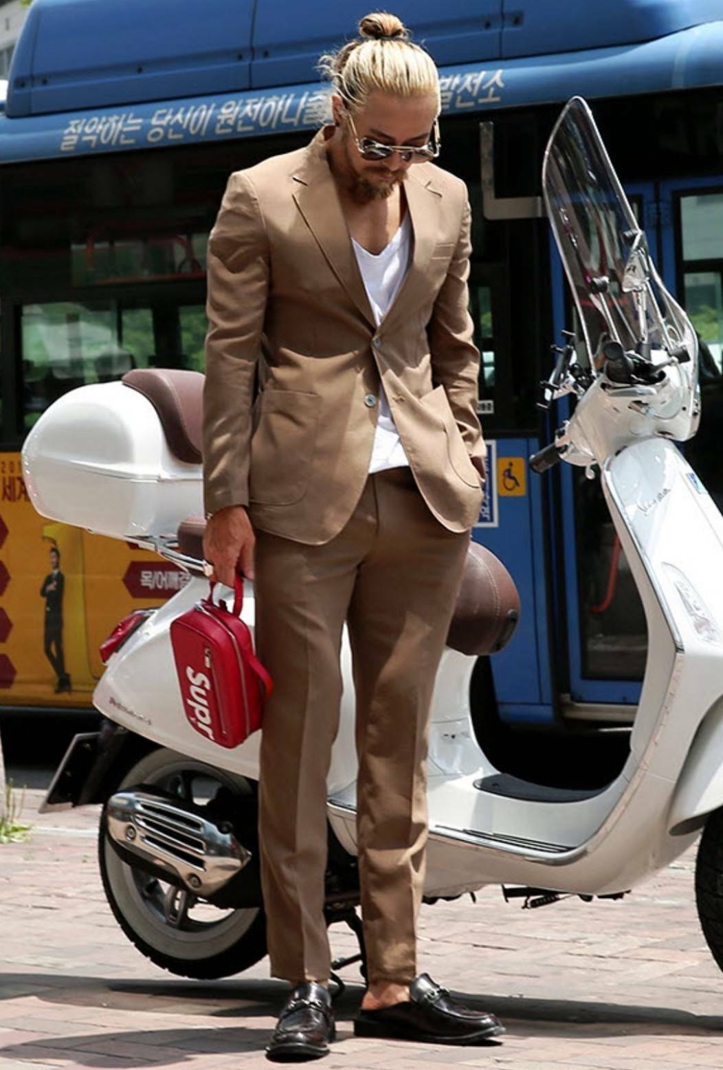 生動涼爽直筒西裝褲