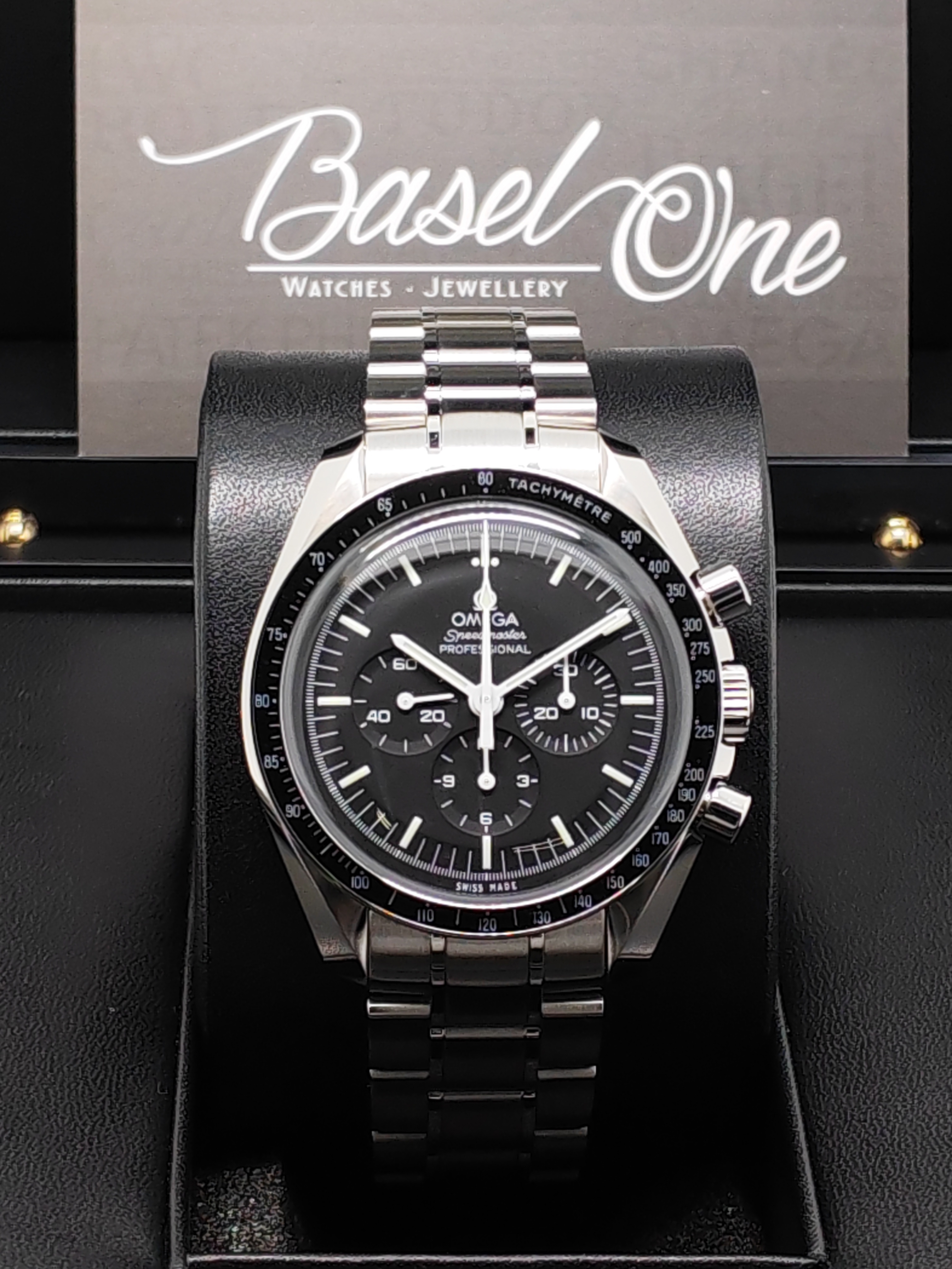 BRAND NEW OMEGA SPEEDMASTER 311.30.42.30.01.005 31130423001005 MOONWATCH PROFESSIONAL CHRONOGRAPH 42 MM steel