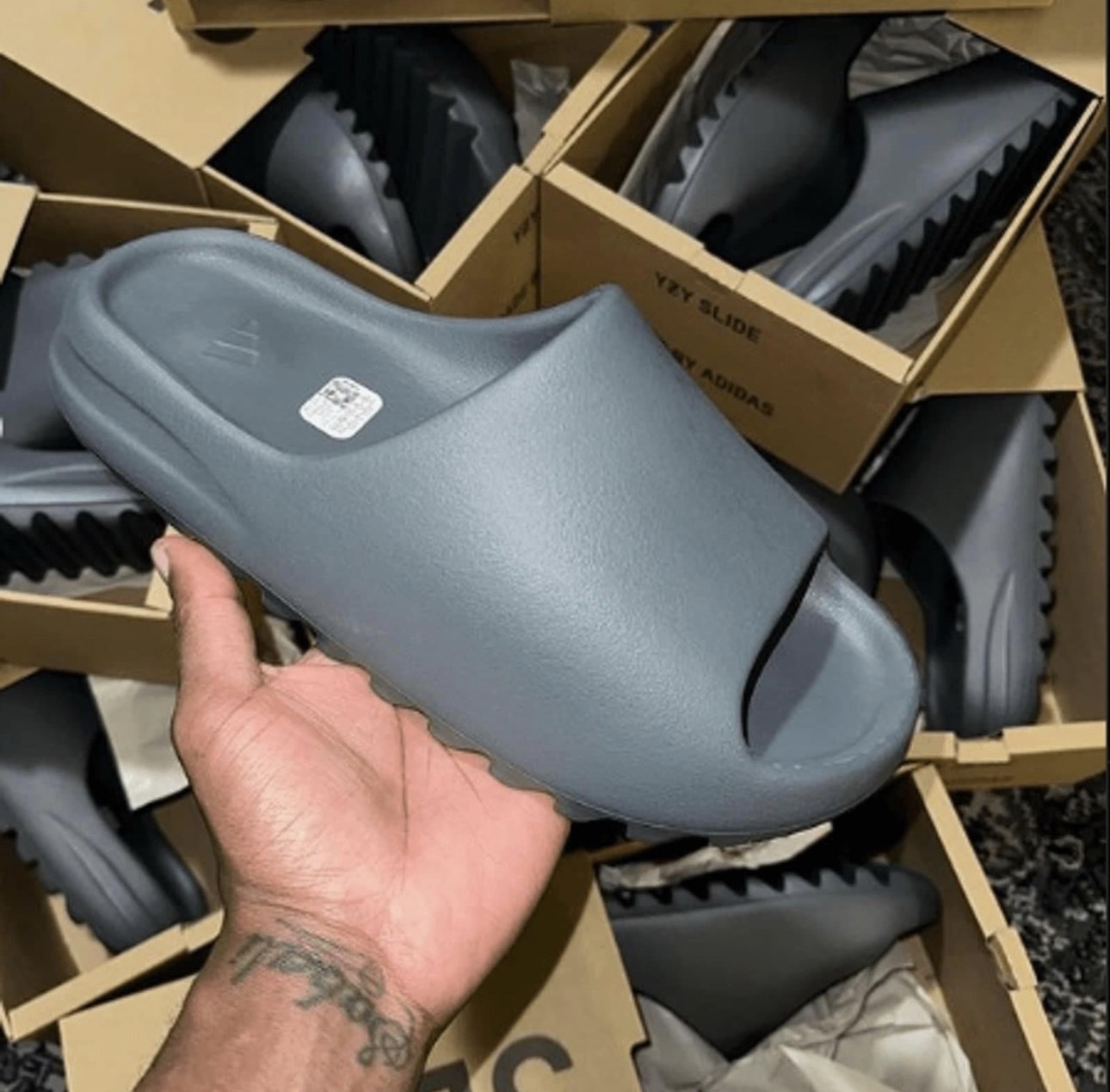 adidas YEEZY Slide Slate Marine 暗青色