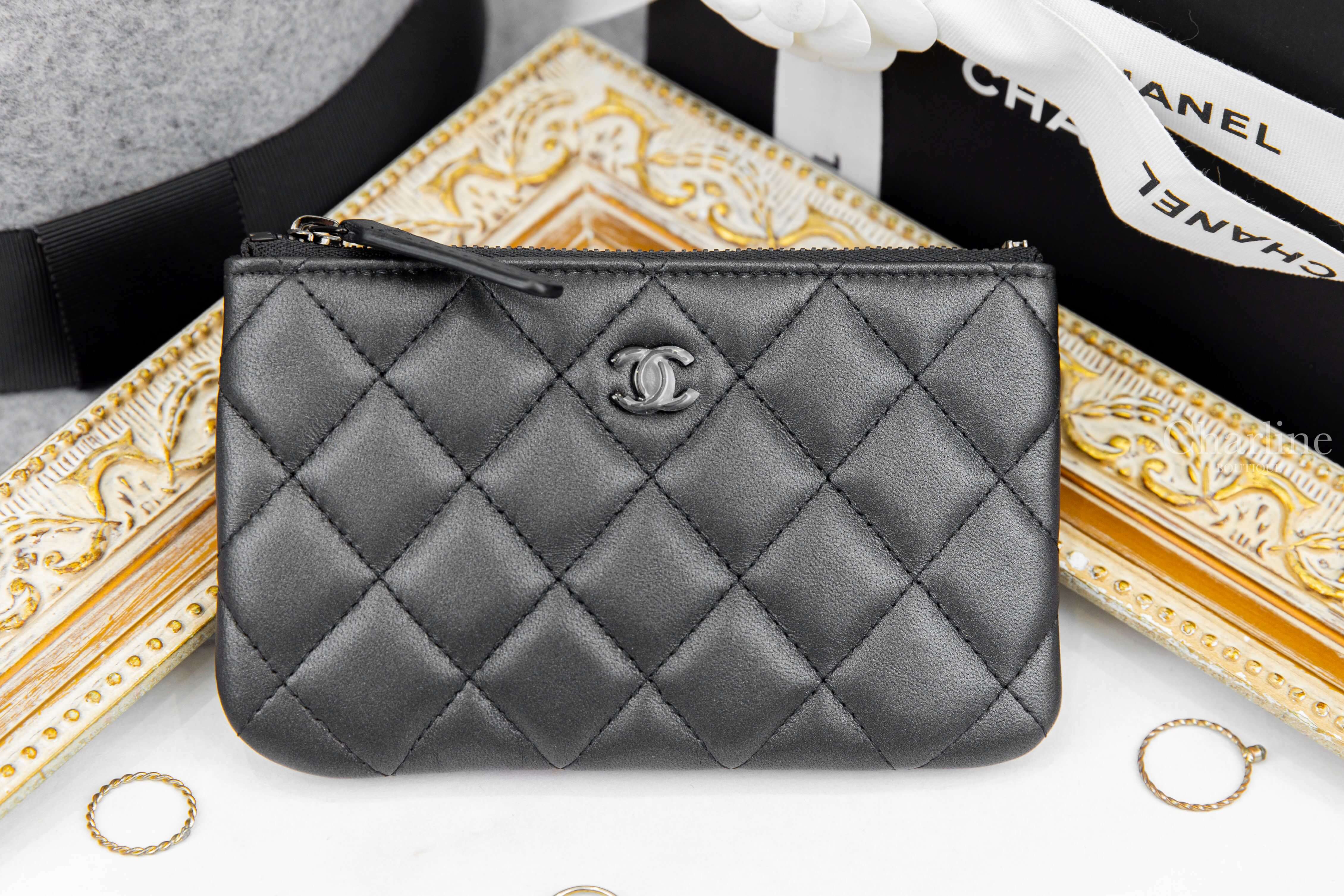 Chanel Mini Pouch 黑色黑CC小羊皮菱格紋零錢包Charline Boutique 精品代購