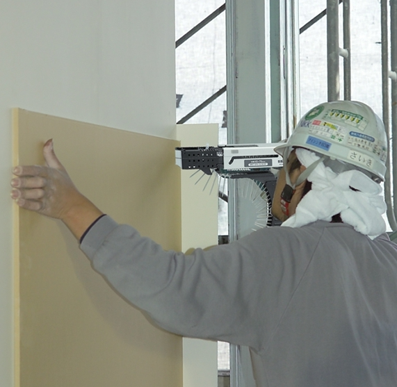 "MAKITA"牧田牌 連發式電動螺絲刀