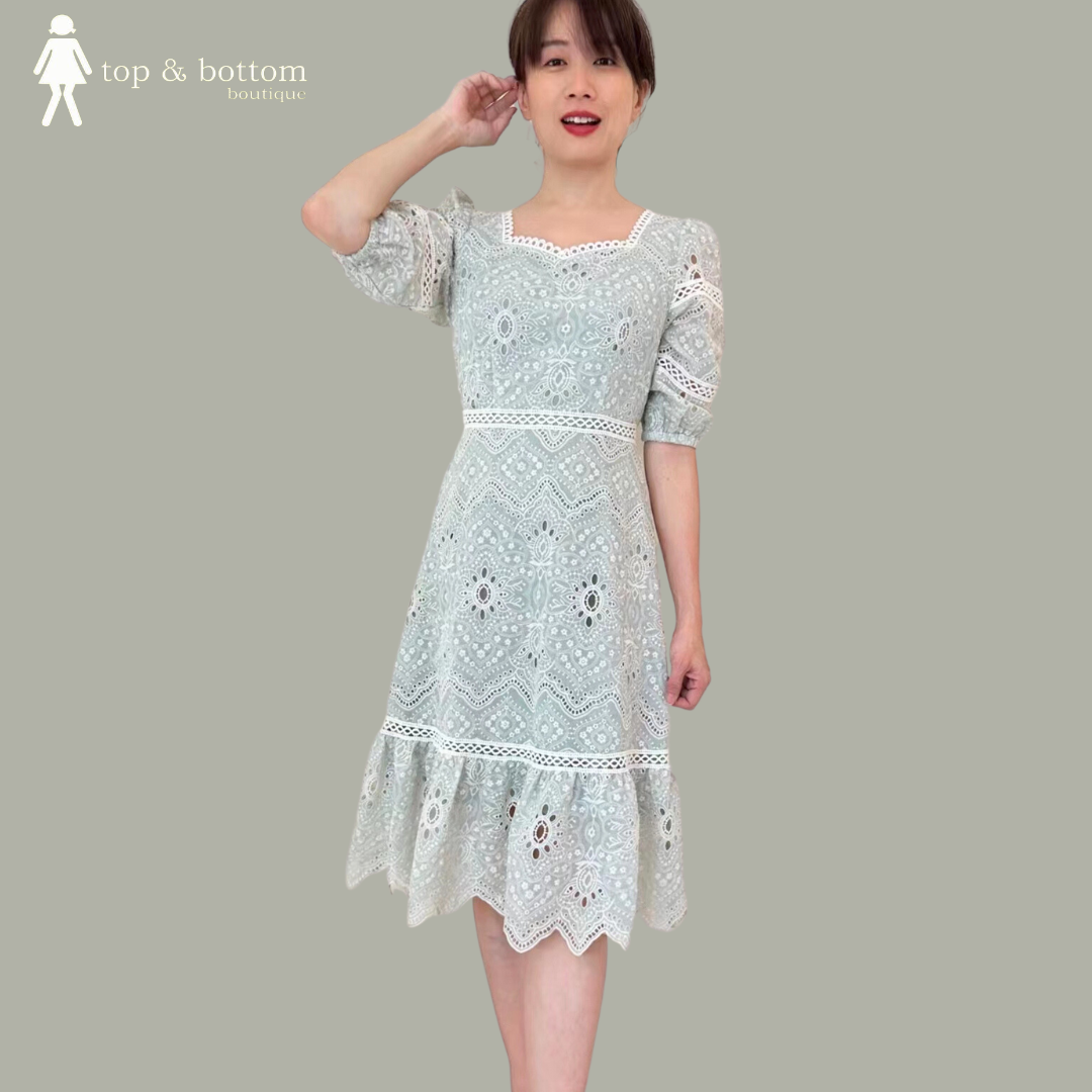 M/SLEEVE EMBROIDERED MIDI DRESS