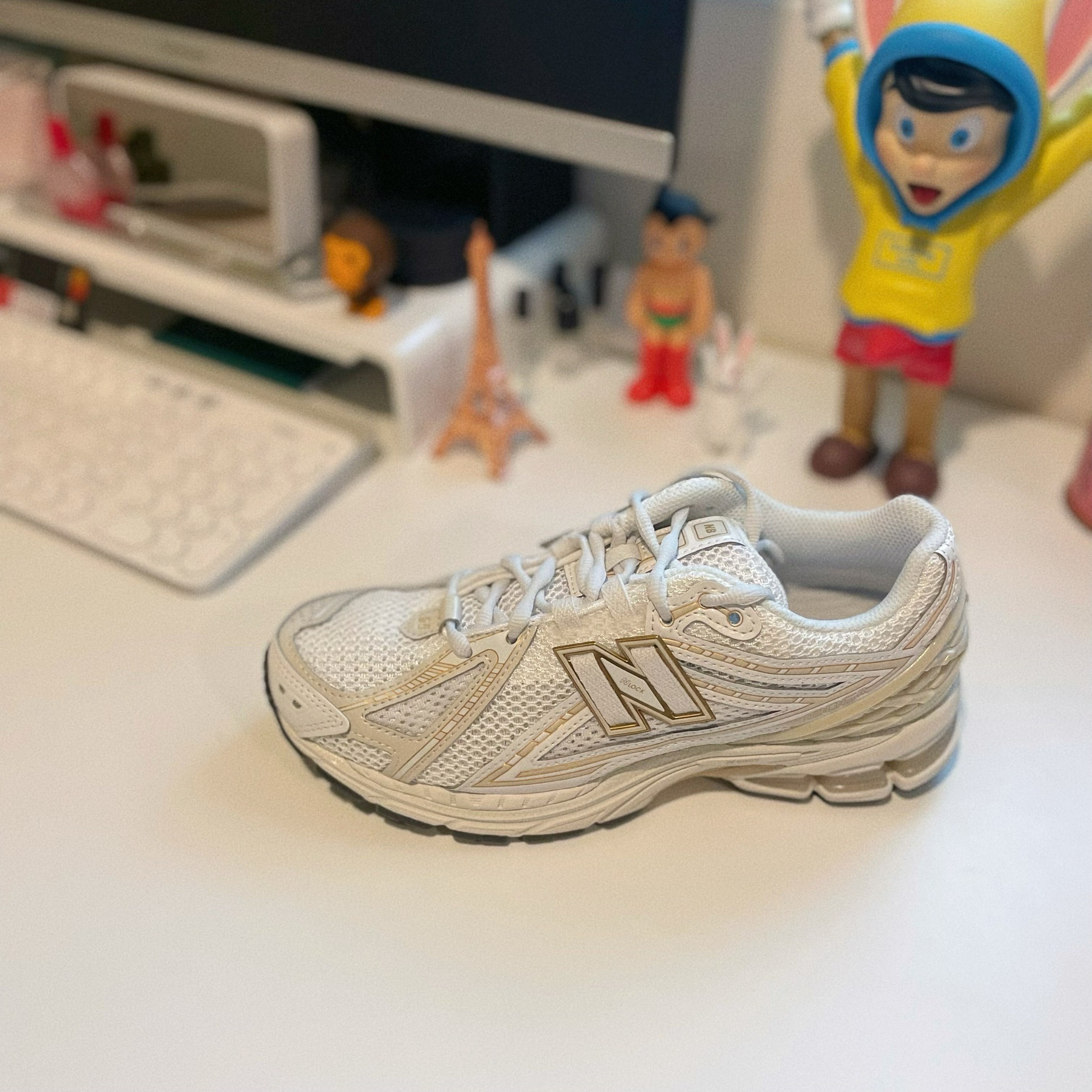 New Balance 1906R 白金 白色 歐洲限定 IU著用款 復古 1906R 慢跑鞋 M1906RJR