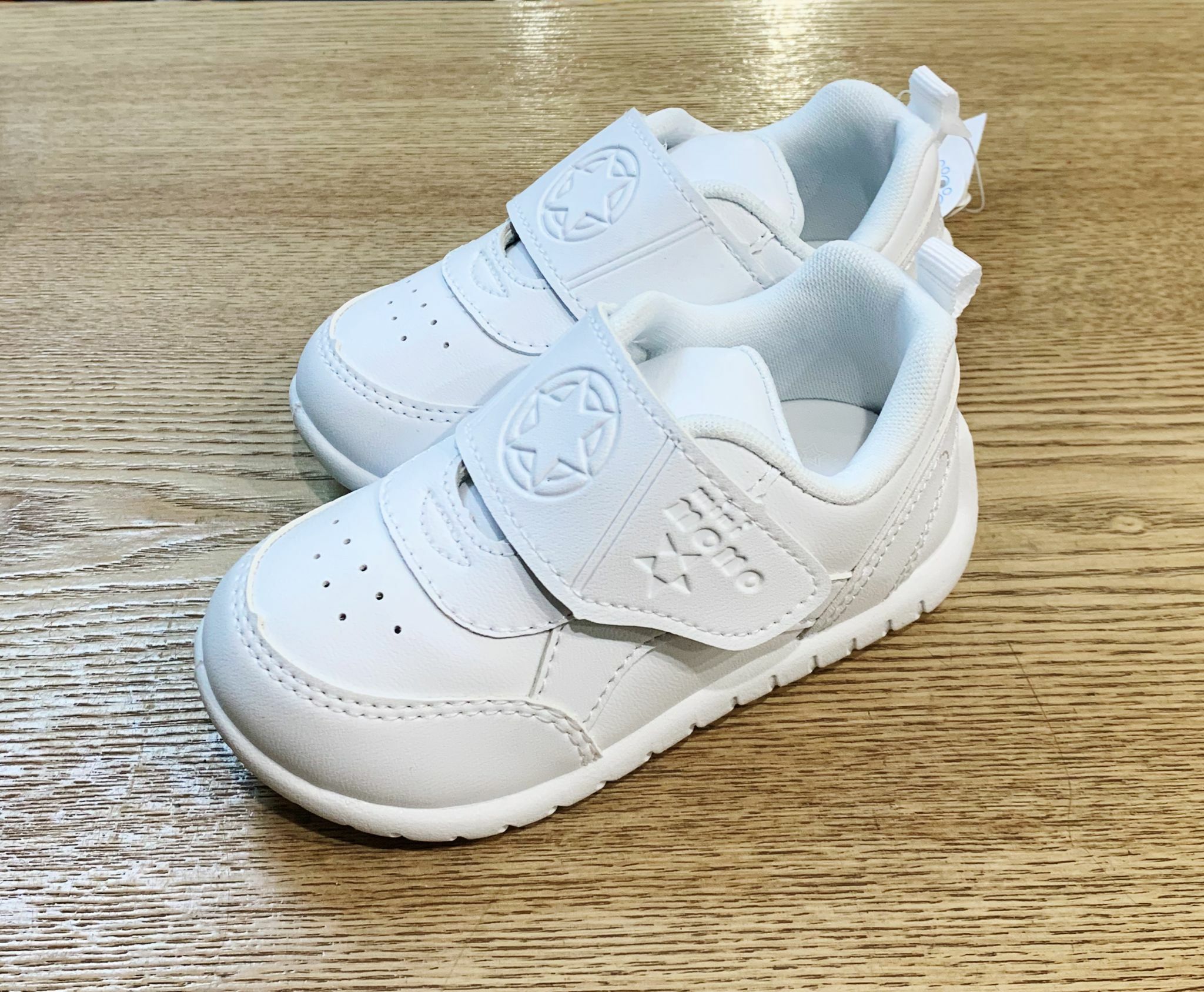 台灣製 no.no HOUSE 童裝防水學生白球鞋 Size:14-18 CS-9320