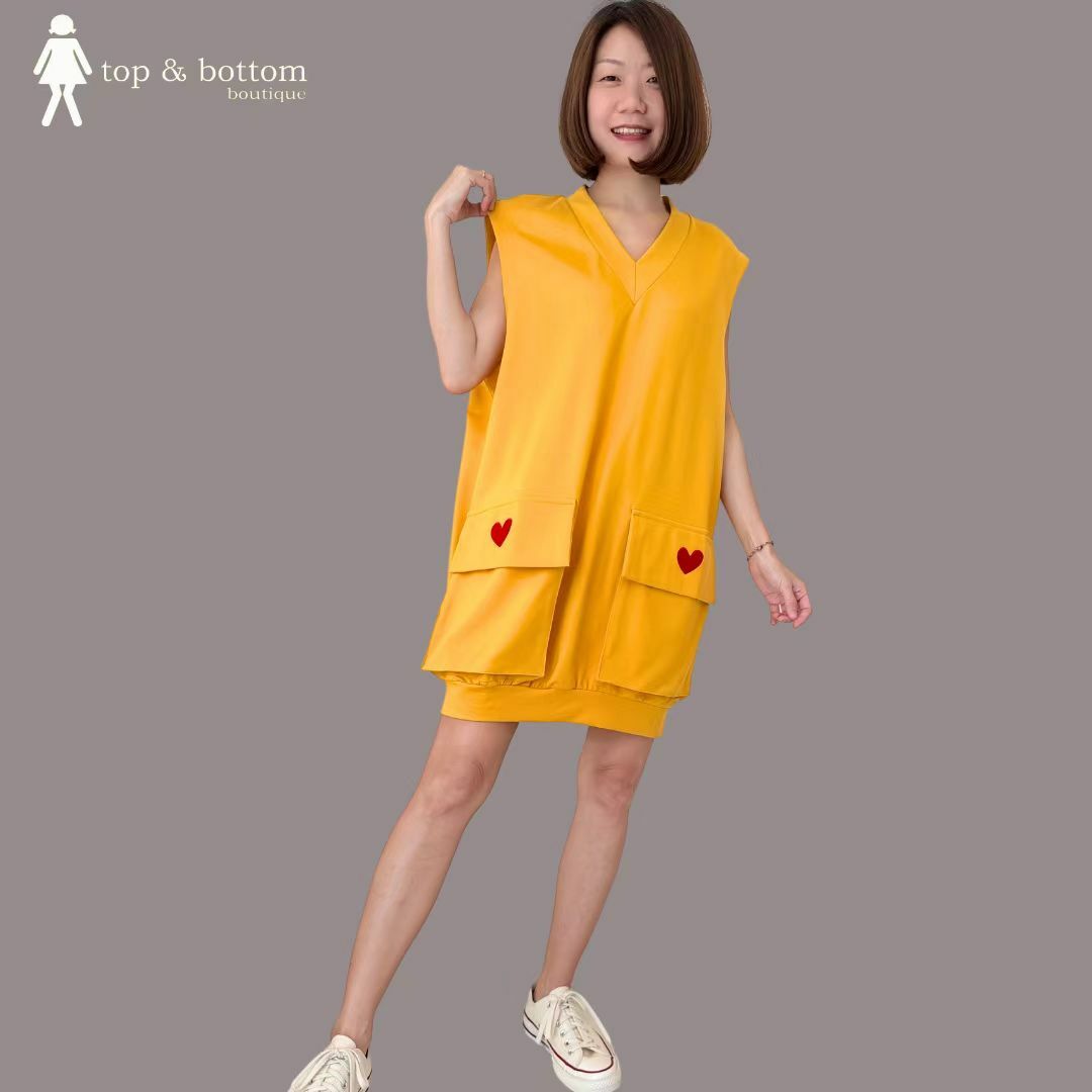 V NECK POCKET SHORT DRESS