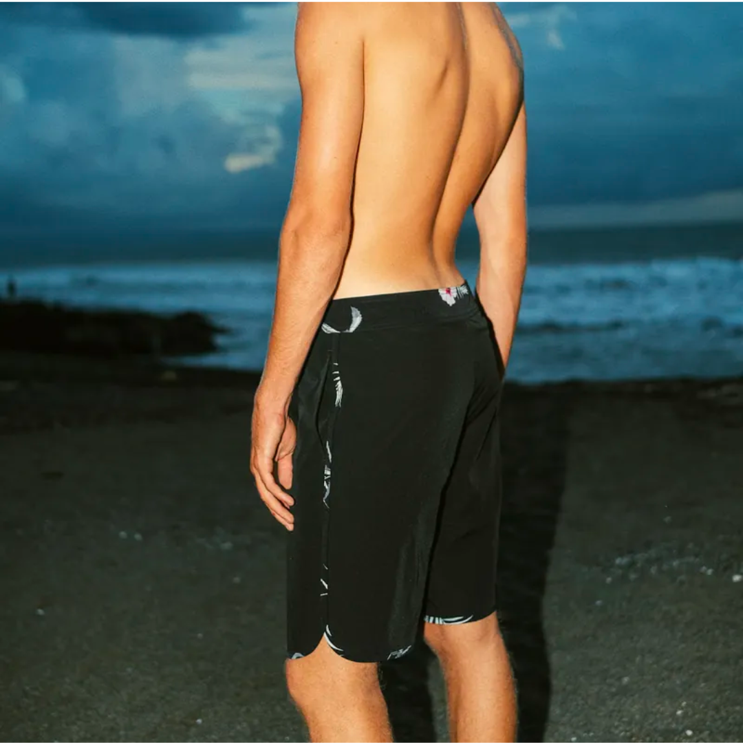 ▲Zurf 夏季衝浪運動印花五分褲 [ZK113] 黑色