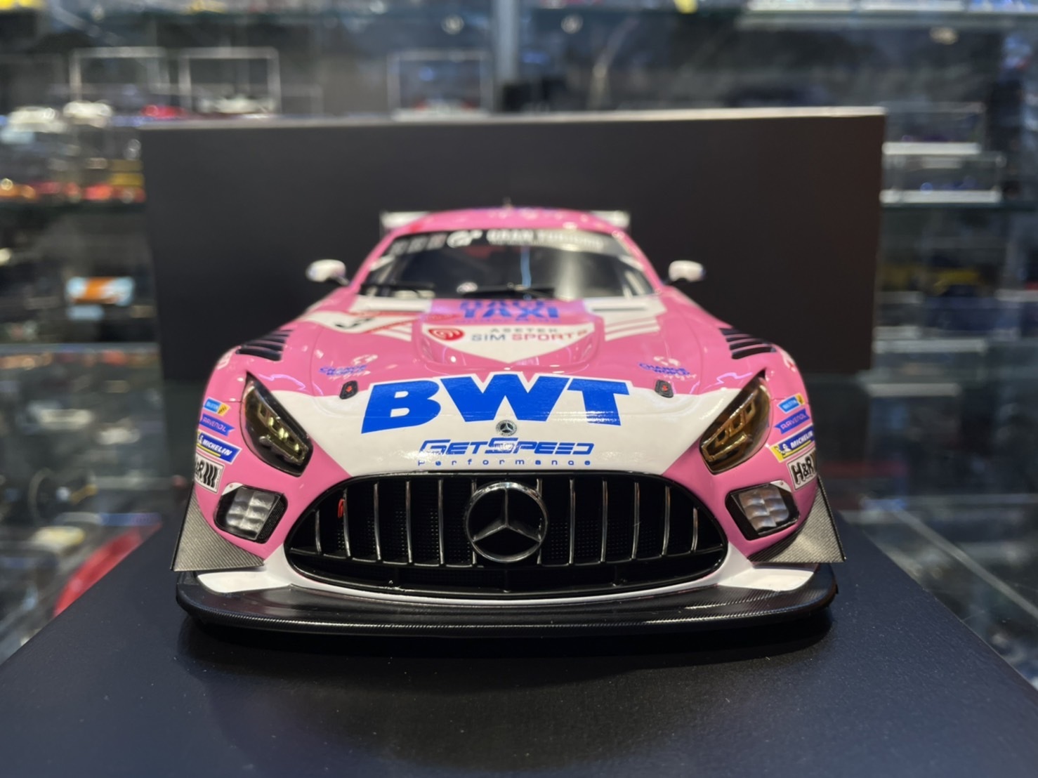 Spark 18SG058 Mercedes-AMG GT3 #3 GetSpeed 2nd 1/18