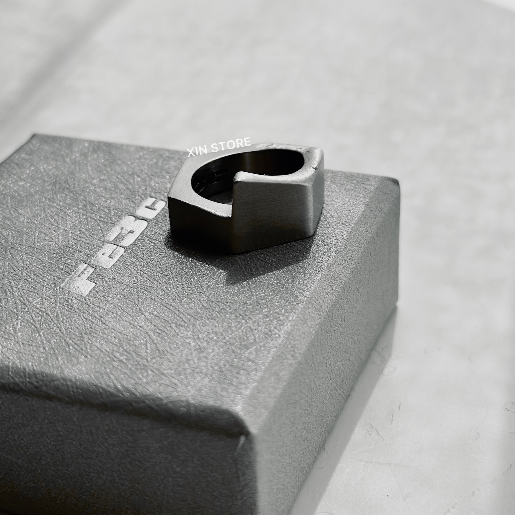 Fe3c ” Deformed Nut Ring “不鏽鋼 螺帽 戒指