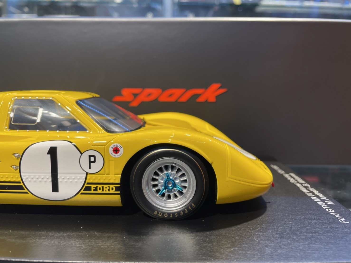 Spark 18SE67 Ford GT40 Mk IV #1 Winner Sebring 12H 1/18