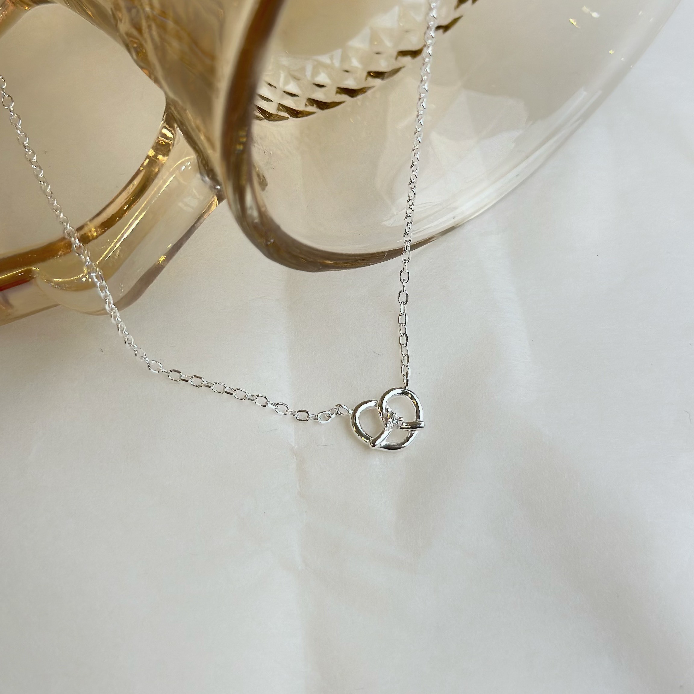 甜心．愛心結純銀鎖骨鏈