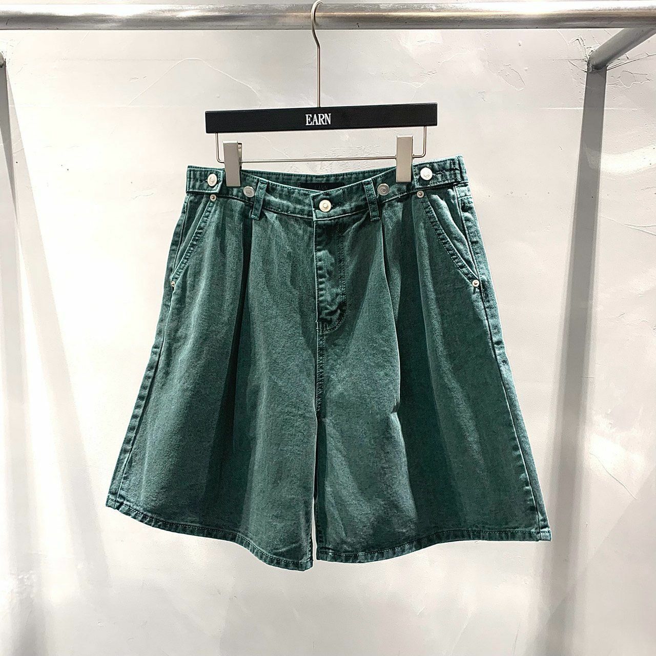 洗水牛仔短褲 EARN-018P