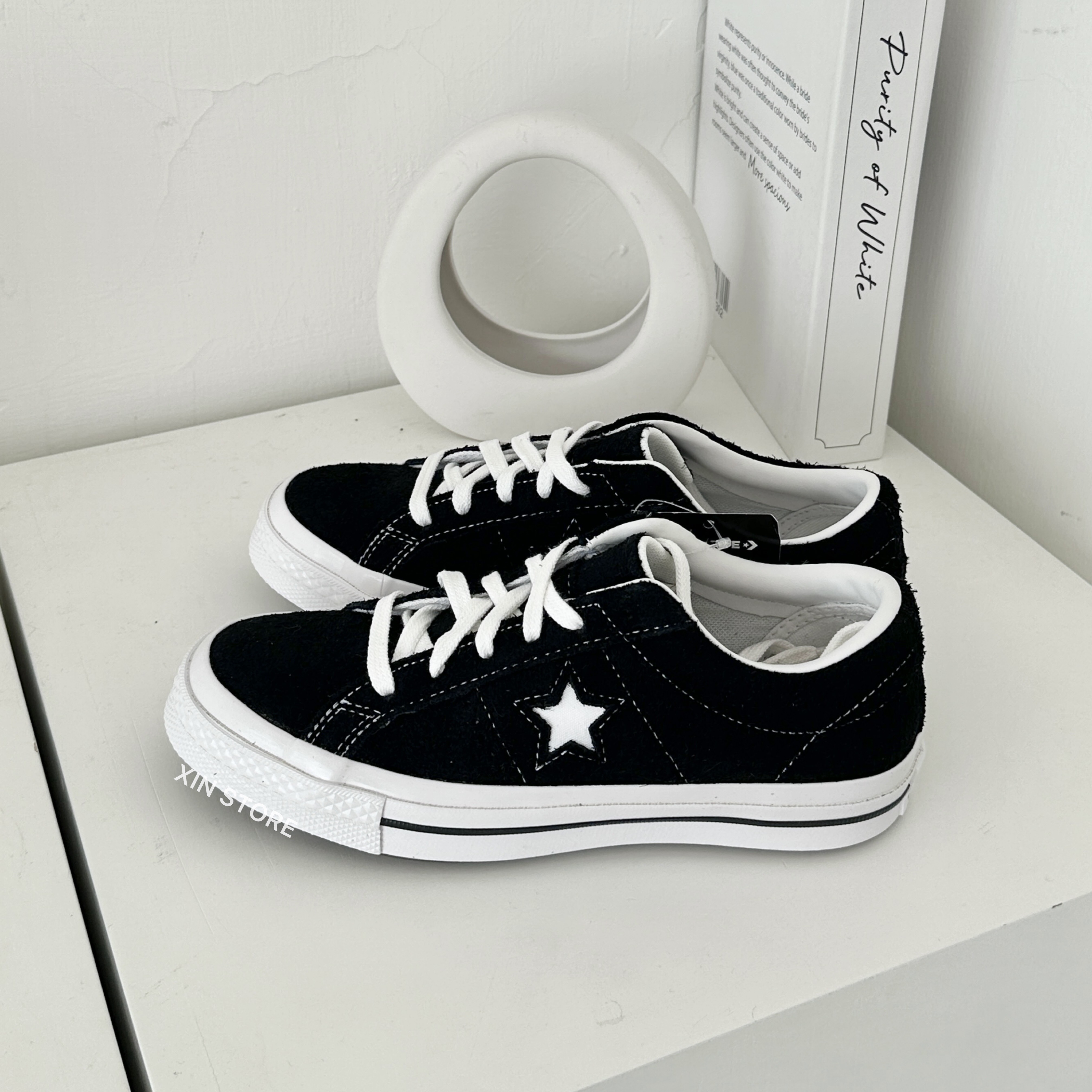 XIN 零碼出清】Converse One Star OX 星星麂皮黑標白標黑白