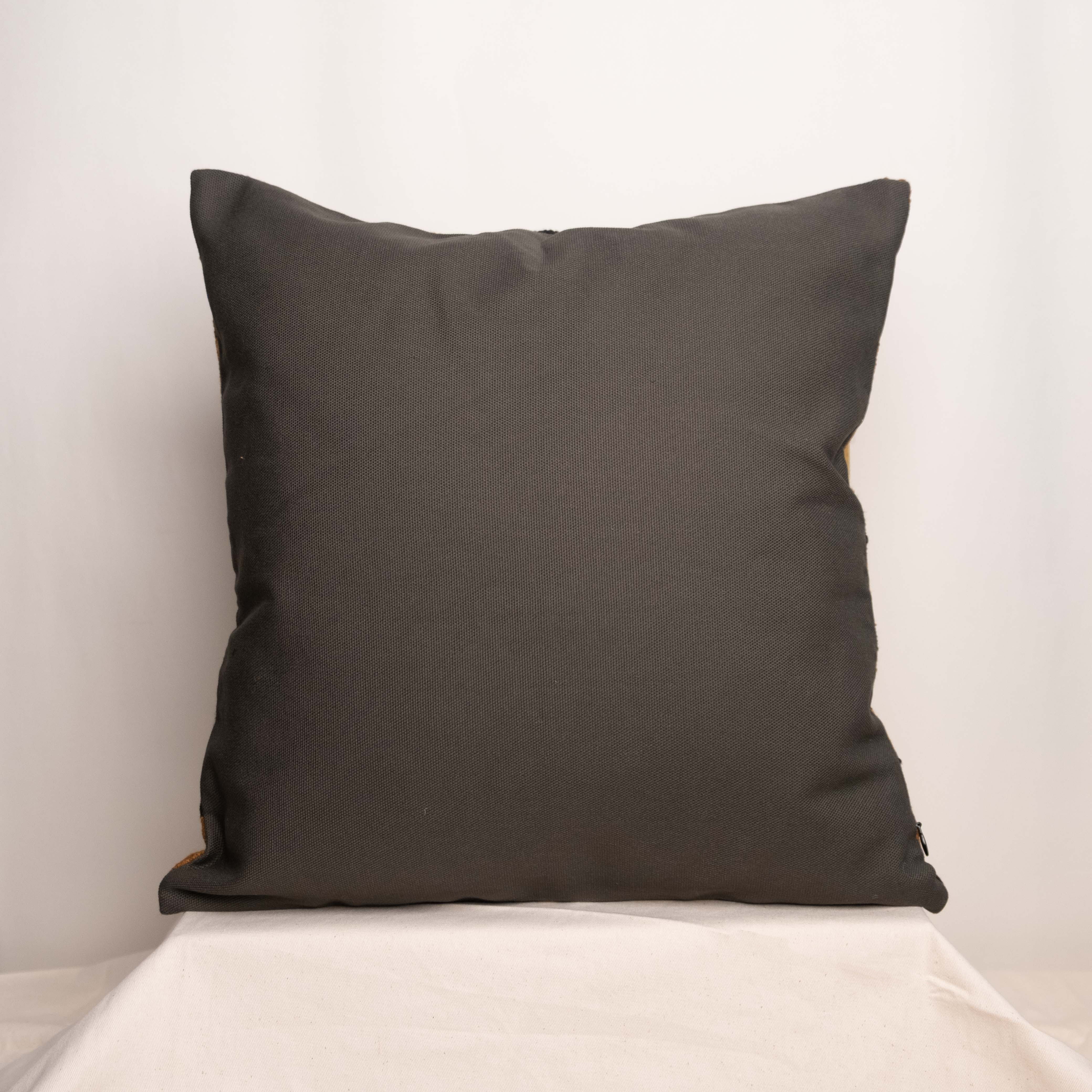 泥染抱枕｜大地｜馬利