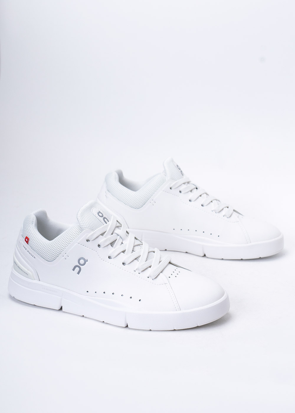 On 昂跑 男女款 ROGER ADVANTAGE   Roger Federr 費德勒 代言款 網球 白色休閒鞋