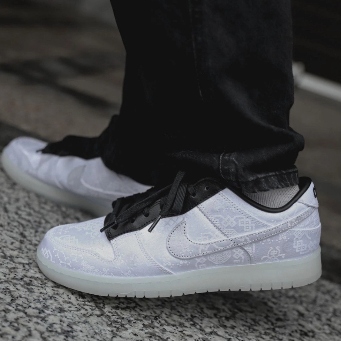 Nike x Fragment x CLOT 閃電 白絲綢 三方聯名 藤原浩 聯名 FN0315-110