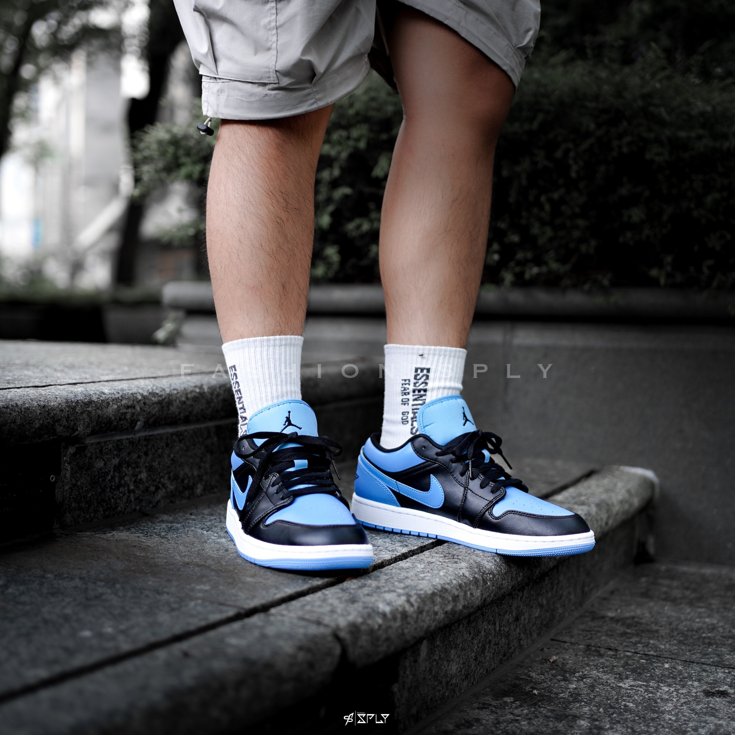 Air Jordan 1 Low Black University Blue 大學藍黑 553558-041