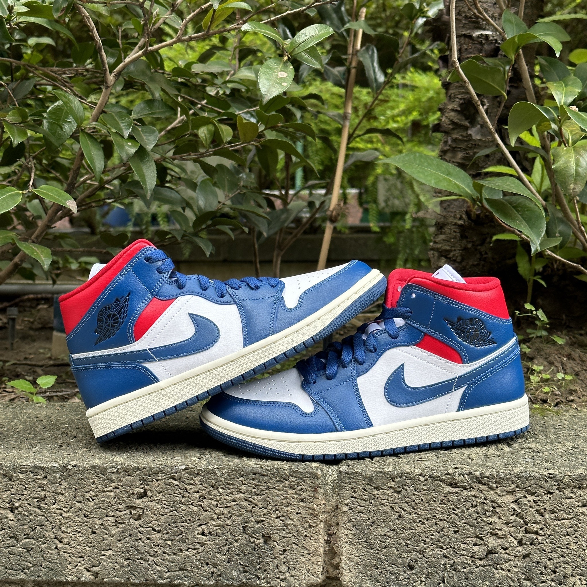 Nike Air Jordan 1 Mid Blue Gym Red 白藍紅女鞋男鞋ACS BQ647