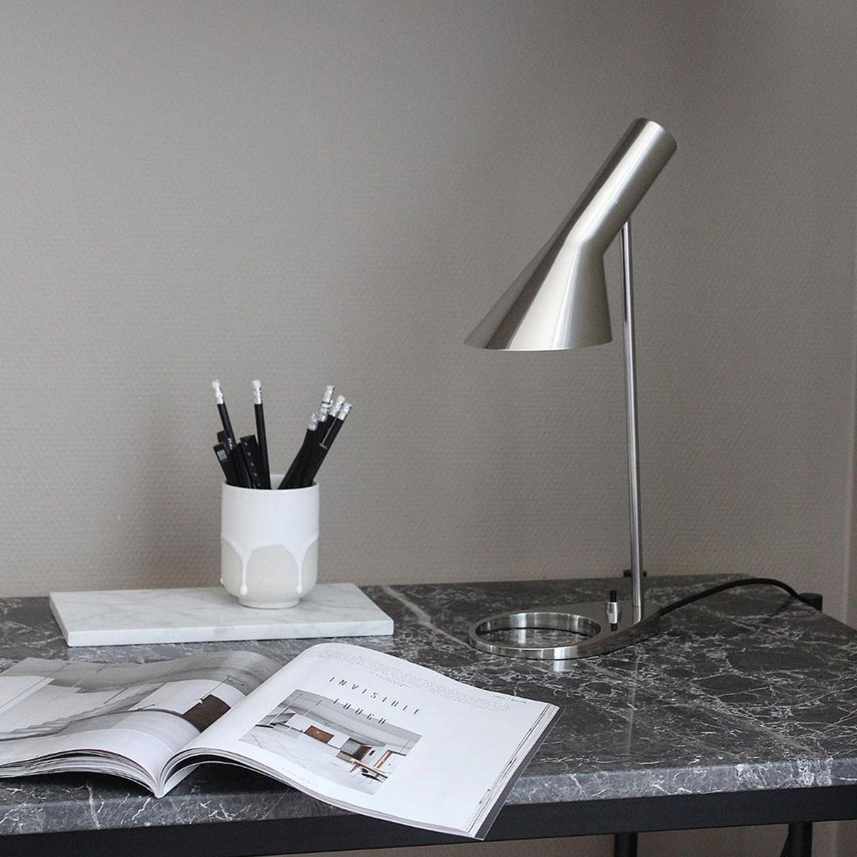 (預購) AJ / 桌燈 by Louis Poulsen