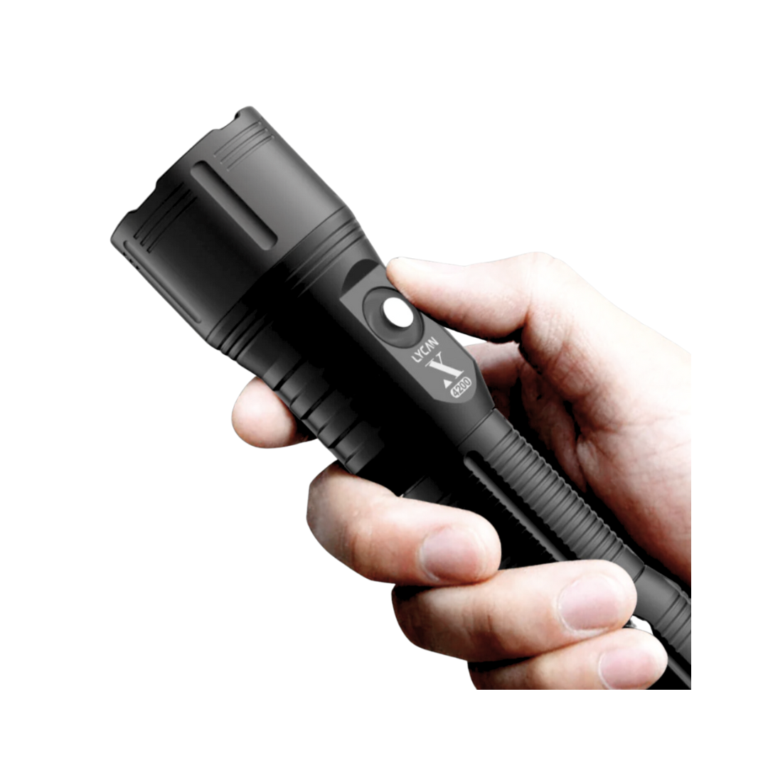 ※Lycan 手電筒 X4200 4200流明 (不含電池)