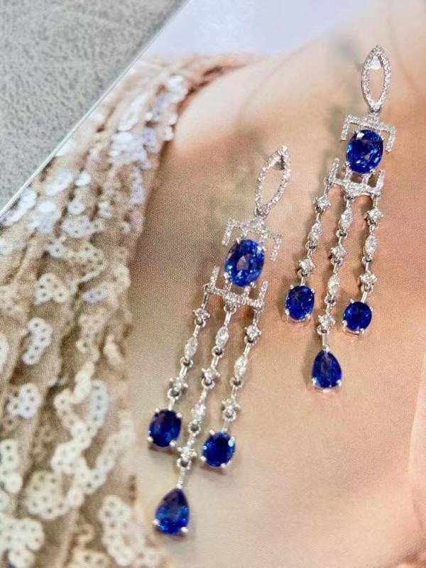 (12.26A)天然藍寶石 耳環