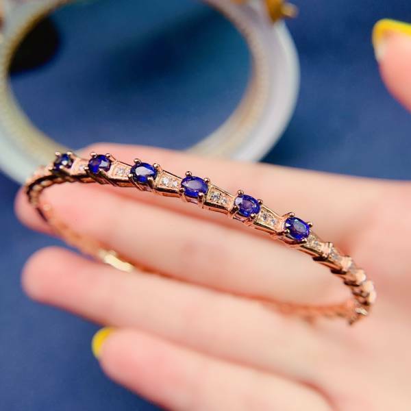 (12.25A)天然彩藍寶石 手鍊