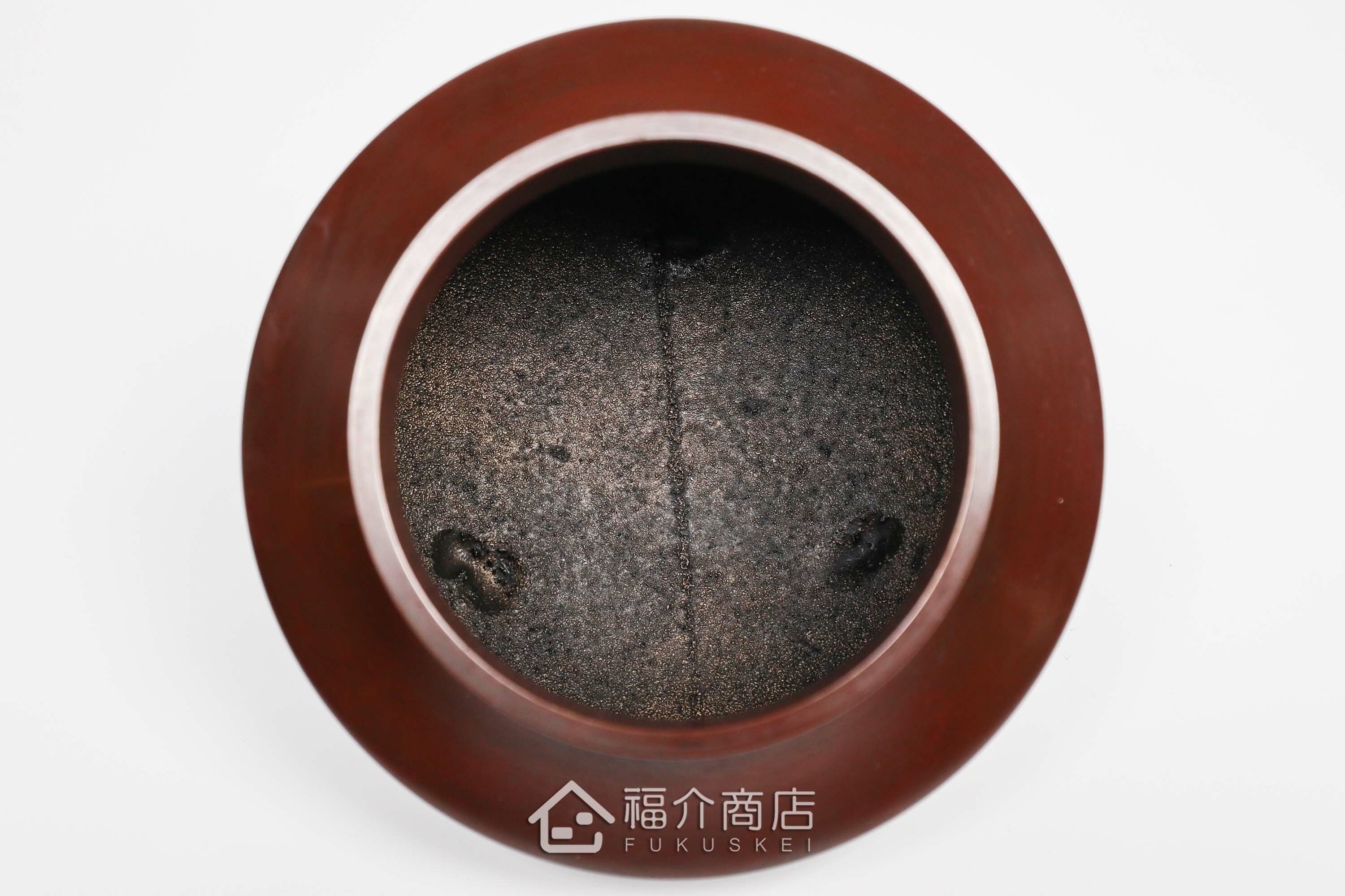 青銅材質的香爐