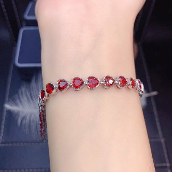 古典滾珠邊滿鑲心型手鍊 ～ 紅寶石榴石