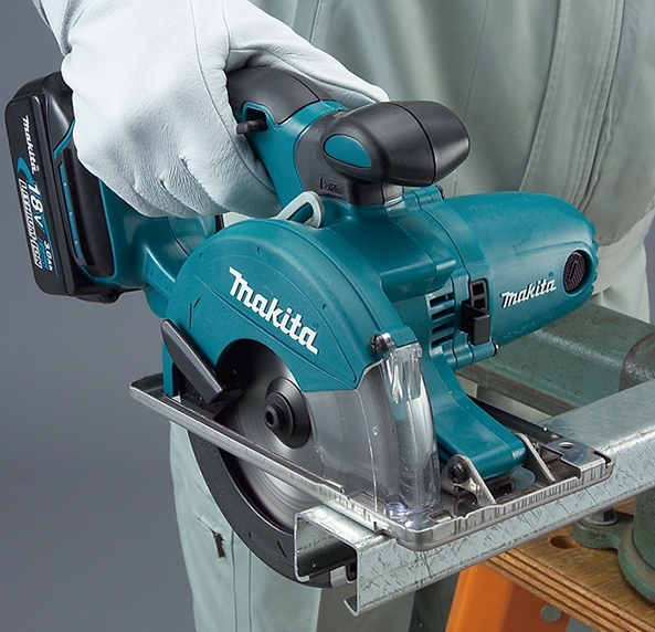 "MAKITA"牧田牌 充電式金屬切割機(雲石機)(鋰18V)