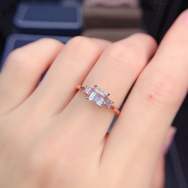 925銀戒指 天然海藍寶