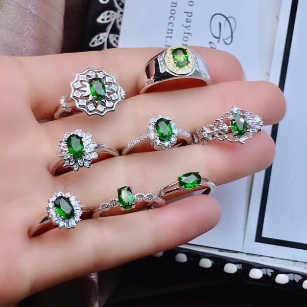 925銀戒指 透輝石