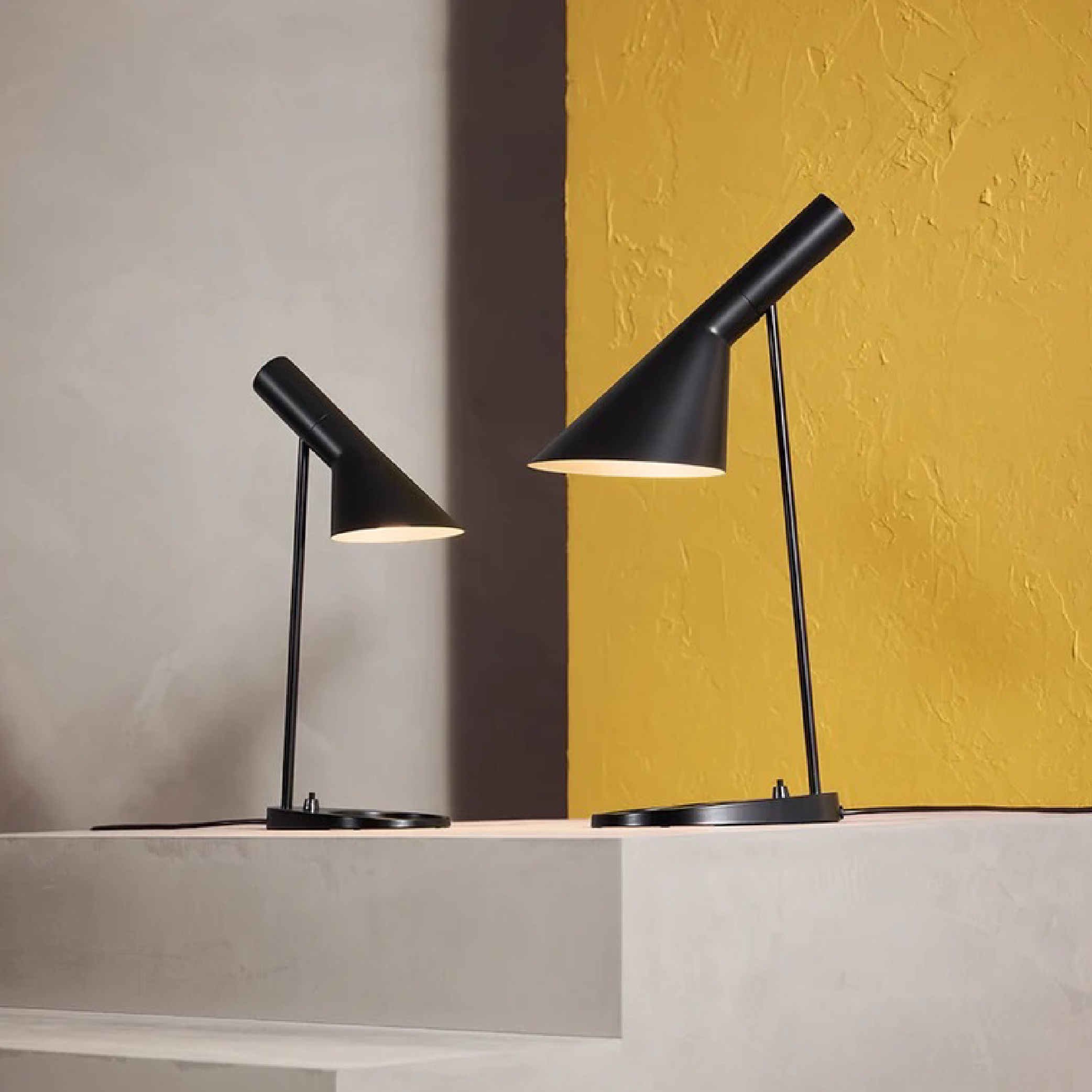 (預購) AJ / 迷你桌燈 by Louis Poulsen